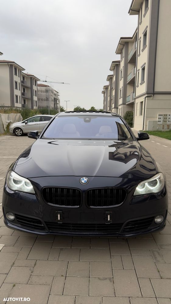 BMW Seria 5 525d xDrive AT - 1