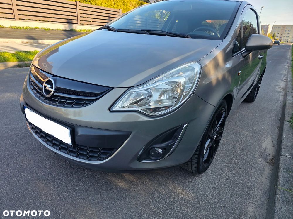 Opel Corsa - 2