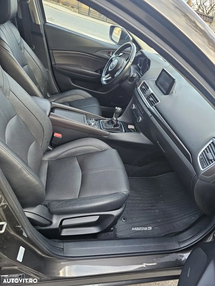 Mazda 3 SKYACTIV-D 150 Black Limited - 18