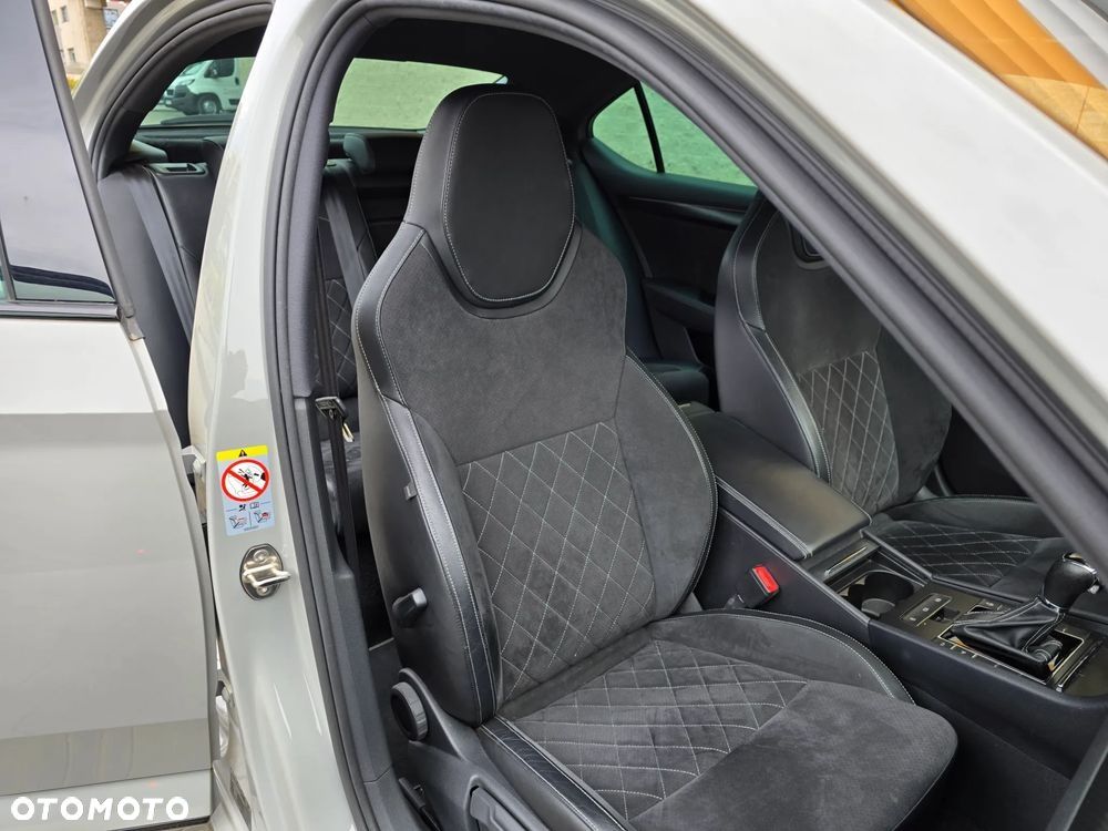 Skoda Superb 2.0 TDI SCR 4x4 Sportline DSG - 25