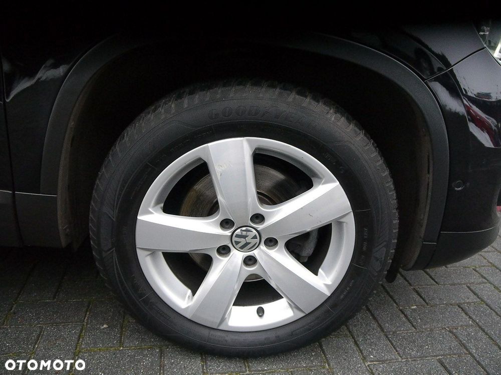 Volkswagen Tiguan 1.4 TSI BlueMotion Technology Lounge Sport & Style - 38