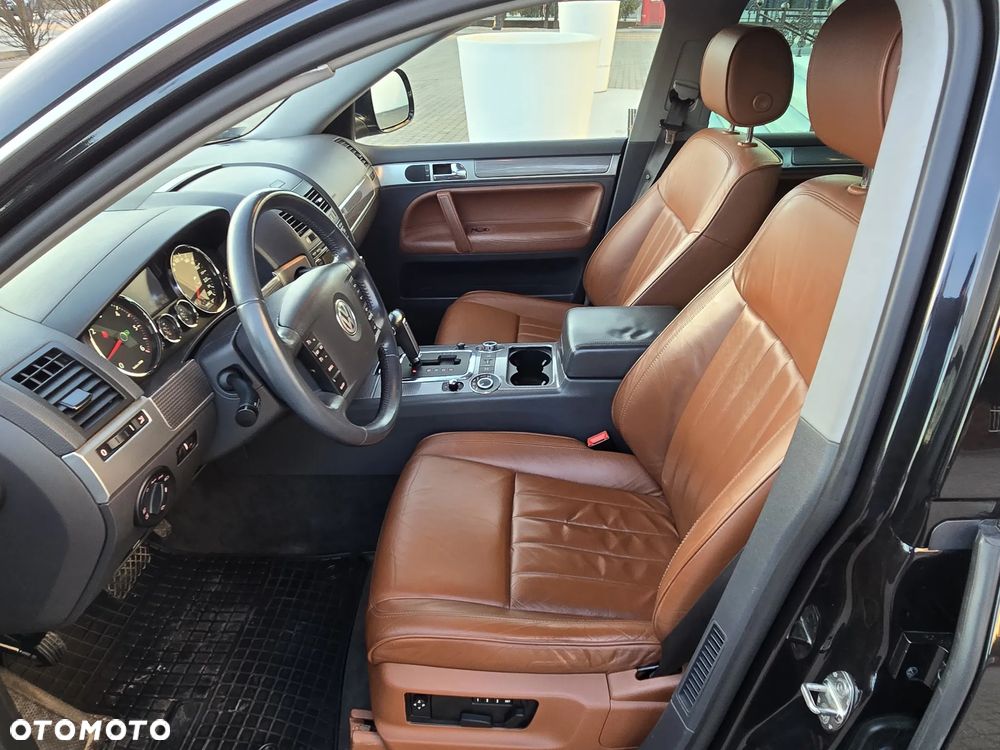 Volkswagen Touareg 3.0 V6 TDI DPF Perfect Tiptr - 22