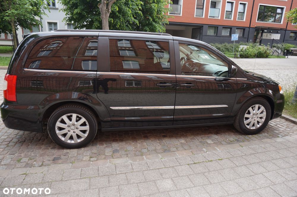 Chrysler Town & Country 3.6 Touring - 10