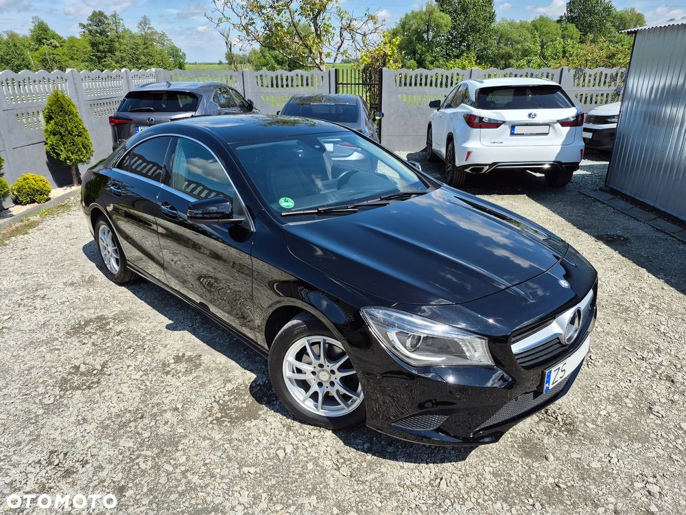 Mercedes-Benz CLA 200