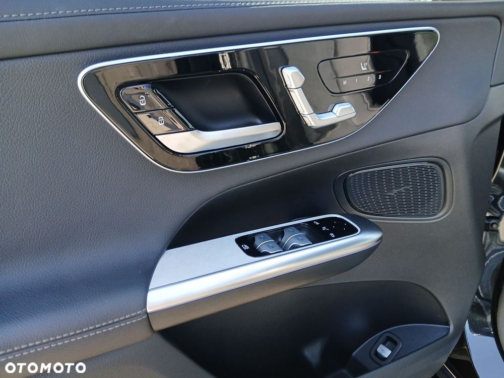 Mercedes-Benz GLC 220 d mHEV 4-Matic AMG Line - 21