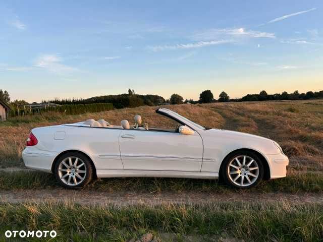 Mercedes-Benz CLK - 6