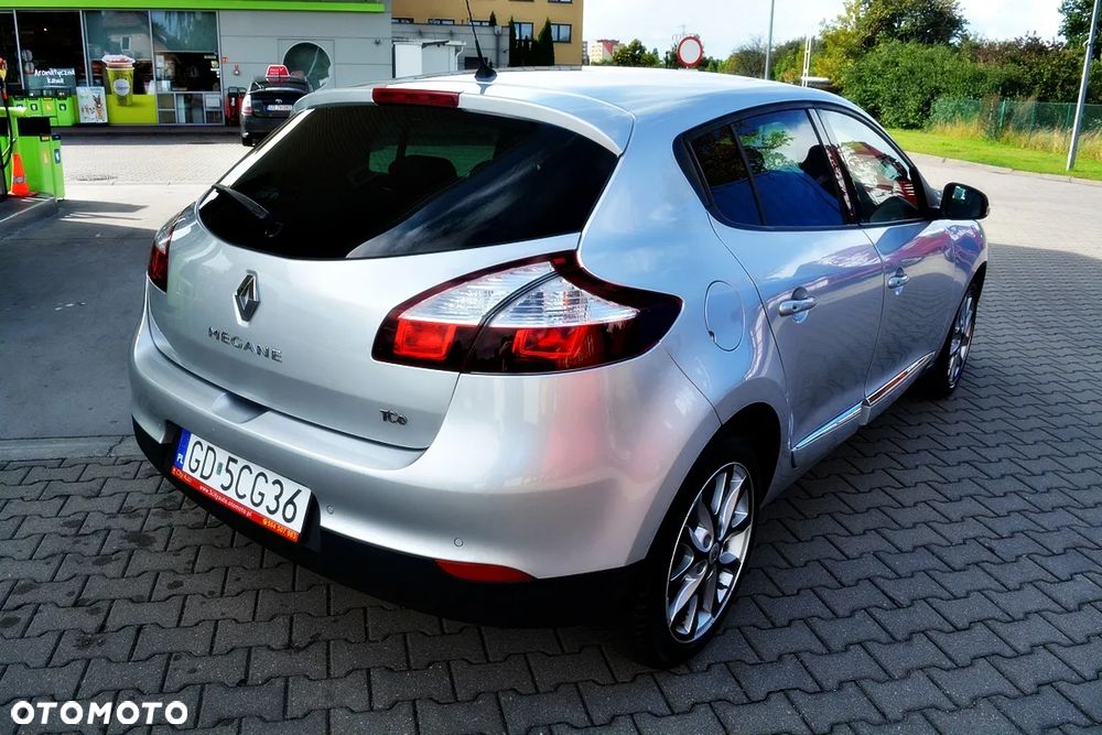 Renault Megane TCe 130 EDC Bose Edition - 3