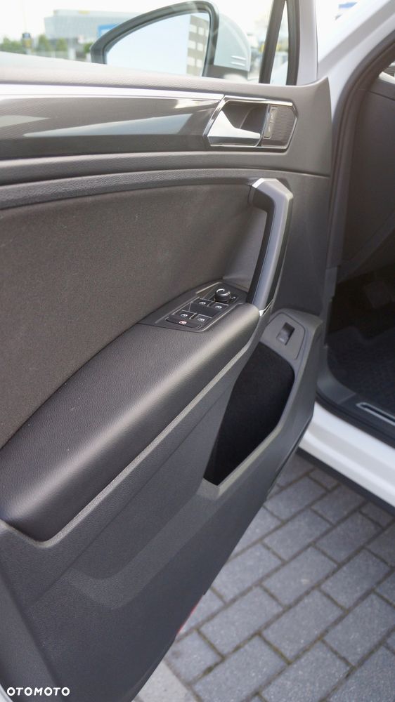 Volkswagen Tiguan - 18