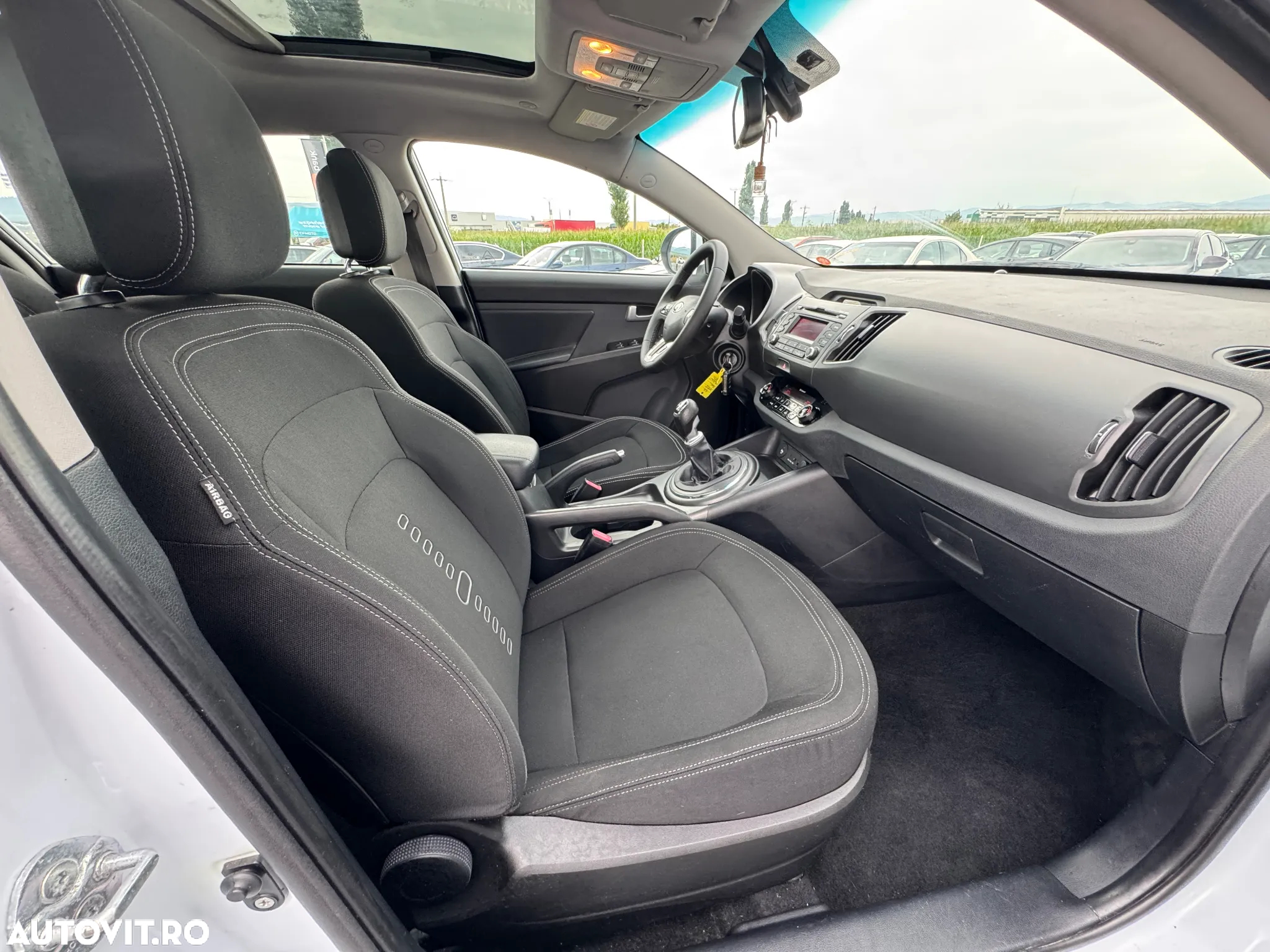 Kia Sportage 2.0 CRDI 2WD Spirit - 22
