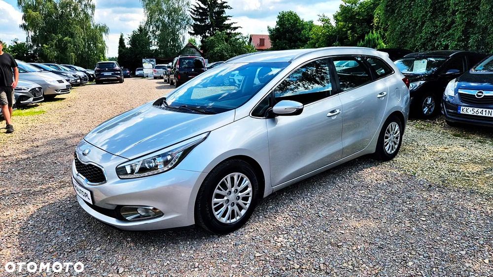 Kia Ceed 1.6 GDI XL - 23