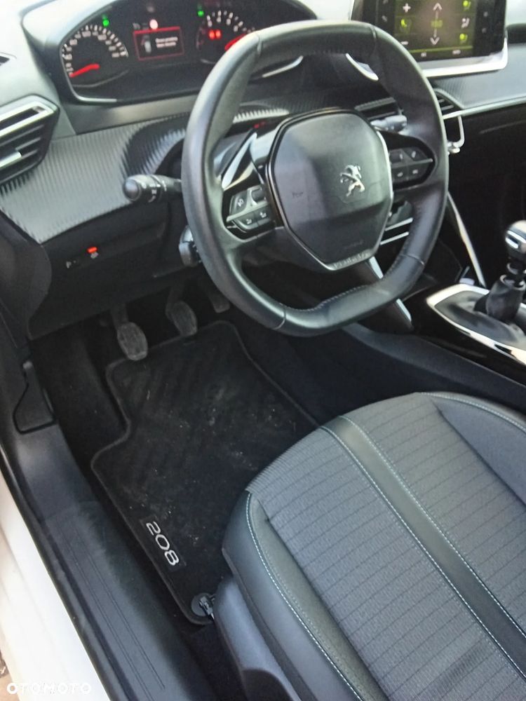 Peugeot 208 PureTech 100 Allure Pack - 9