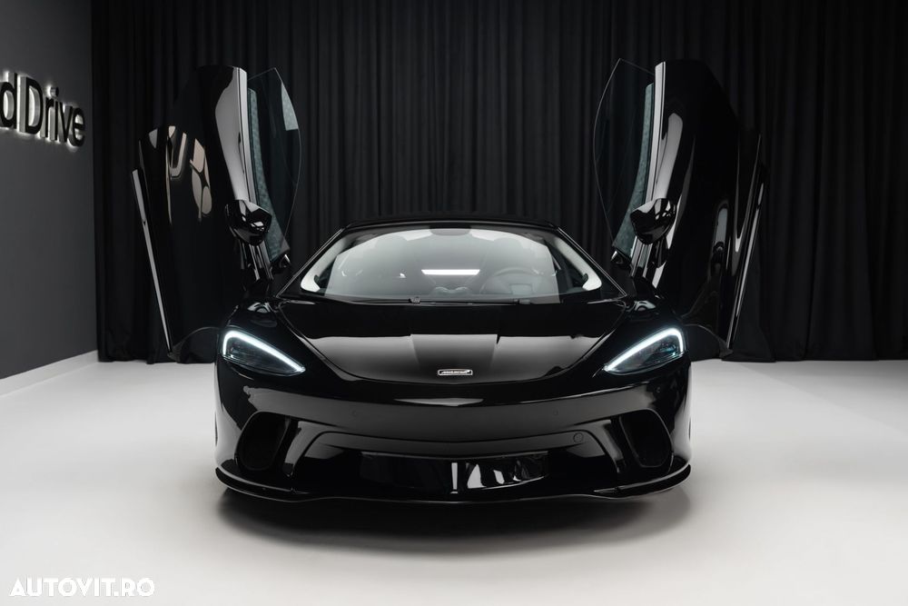 McLaren GT - 3