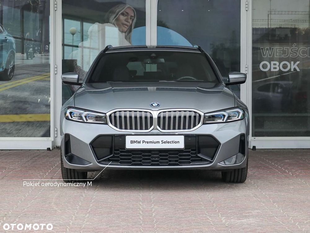 BMW Seria 3 330e xDrive M Sport sport - 2