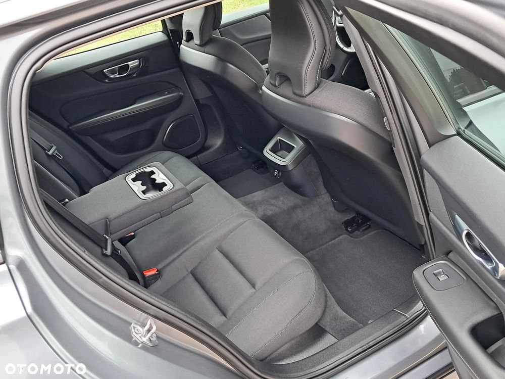 Volvo V60 D3 Kinetic - 22