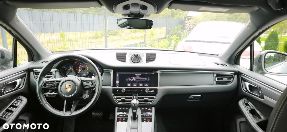 Porsche Macan T - 9