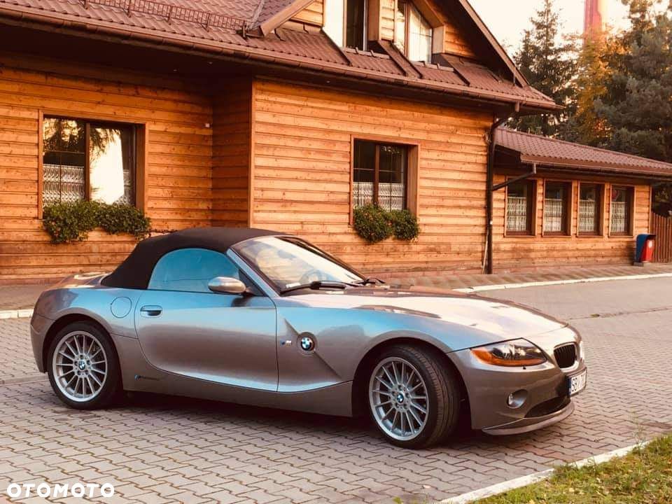BMW Z4 2004 photo 2
