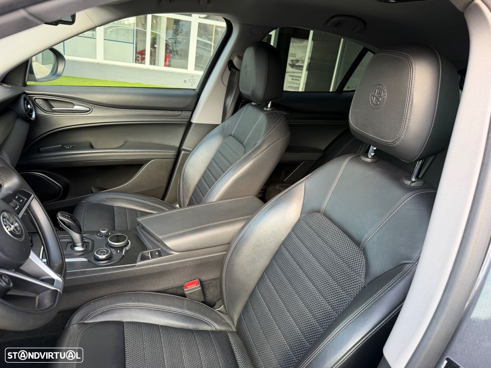 Alfa Romeo Stelvio 2.2 D Super AT8 - 15