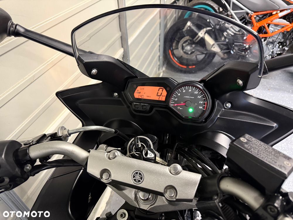 Yamaha FZ6 - 10