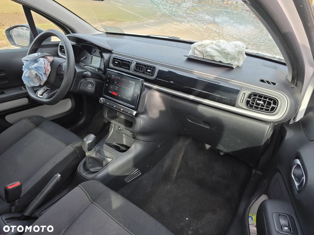 Citroën C3 BlueHDi 100 S&S FEEL - 24
