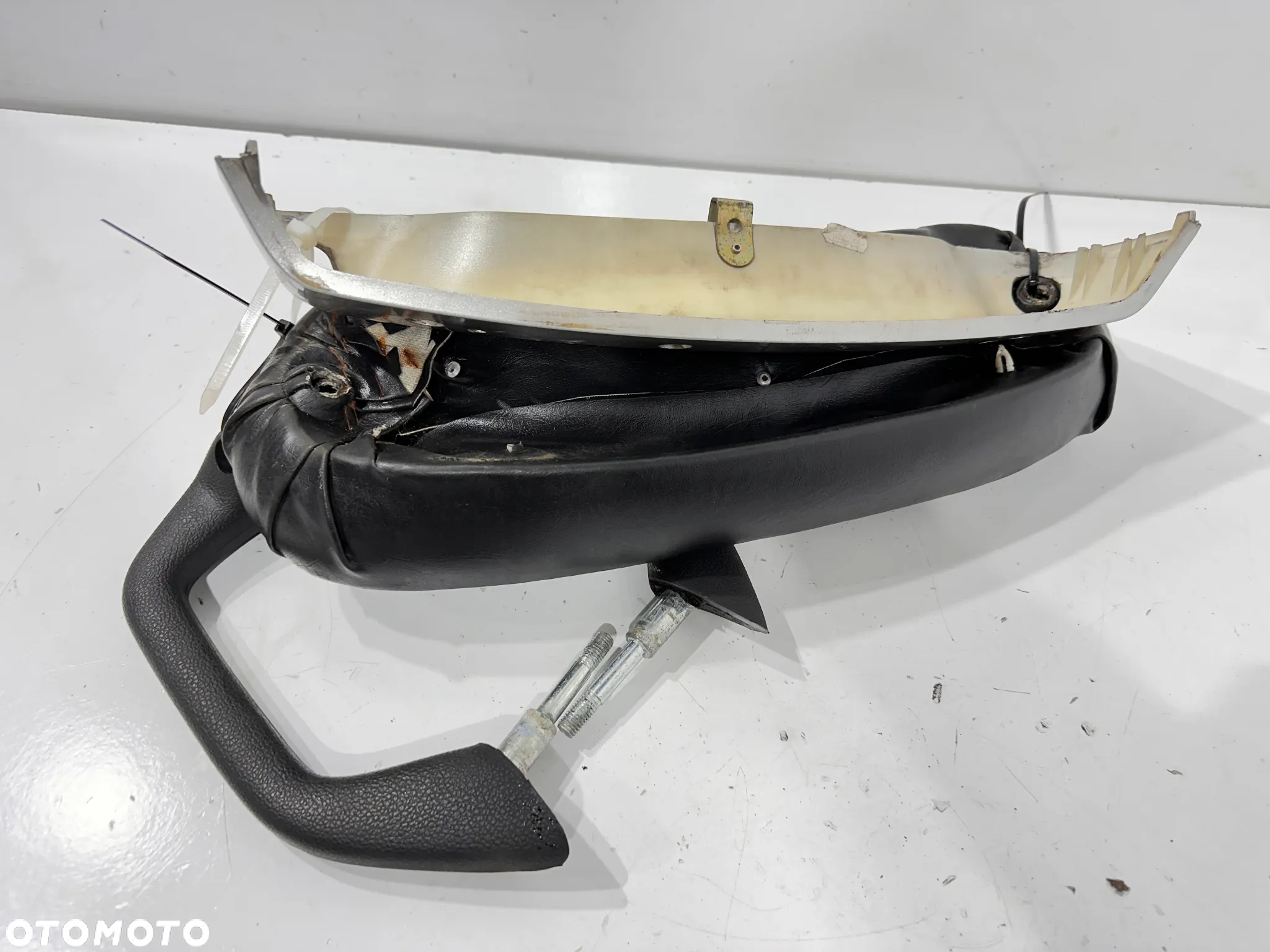 Oparcie trzymanie pasażera Piaggio Hexagon 125 LX - 7