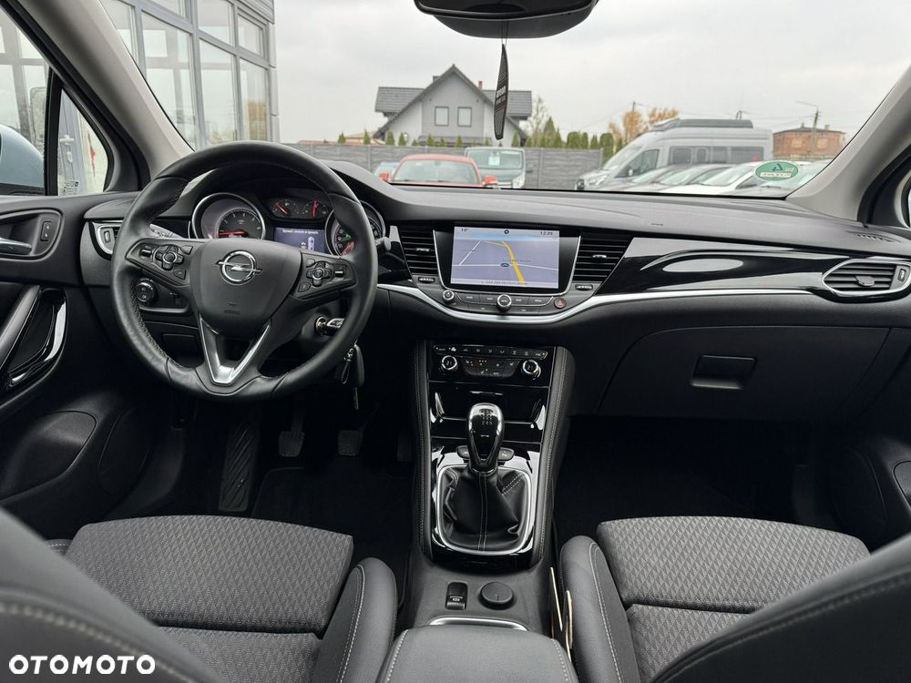 Opel Astra - 11