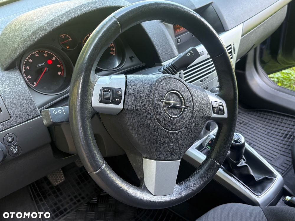 Opel Astra 1.4 - 16