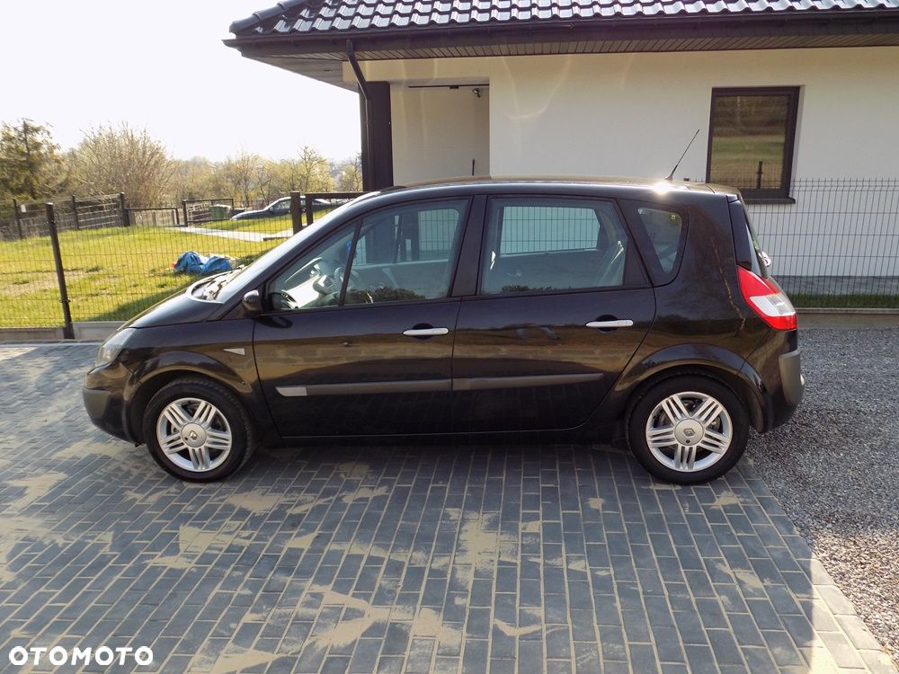 Renault Scenic 1.6 16V Luxe Privilege - 16