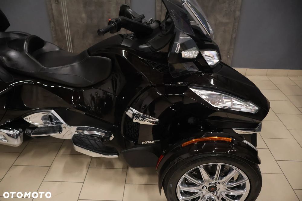 Can-Am Spyder - 27