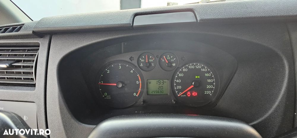 Ford Transit - 8