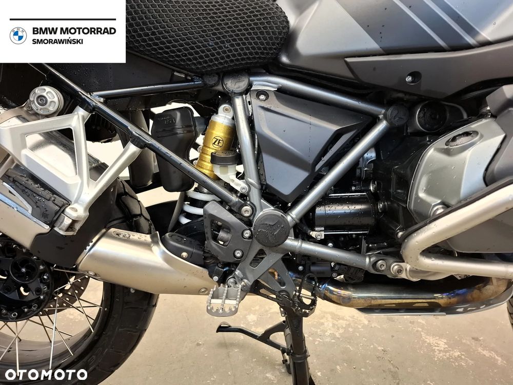 BMW R - 16