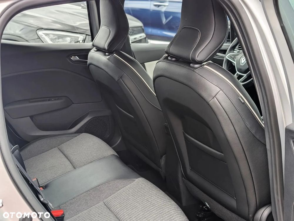 Renault Clio TCe 90 TECHNO - 10