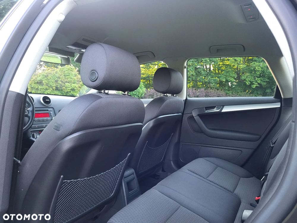 Audi A3 Sportback 1.4 TFSI Ambiente - 14
