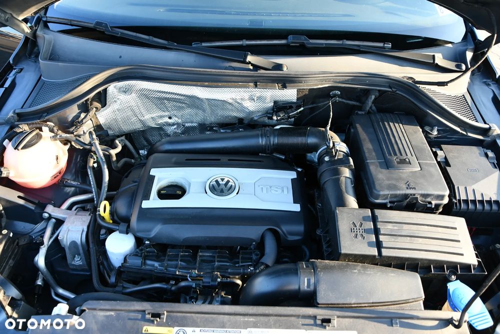 Volkswagen Tiguan - 24