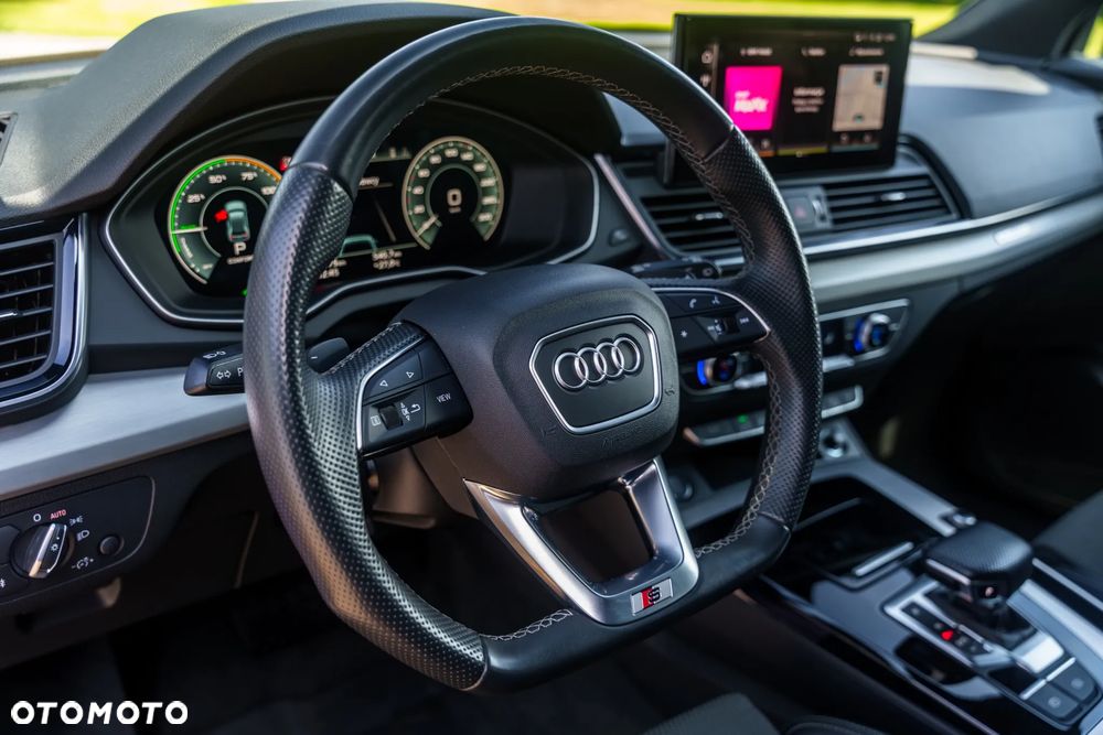 Audi Q5 55 TFSIe quattro S tronic S line - 33
