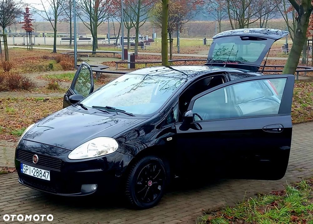 Fiat Grande Punto 1.4 8V Racing - 12