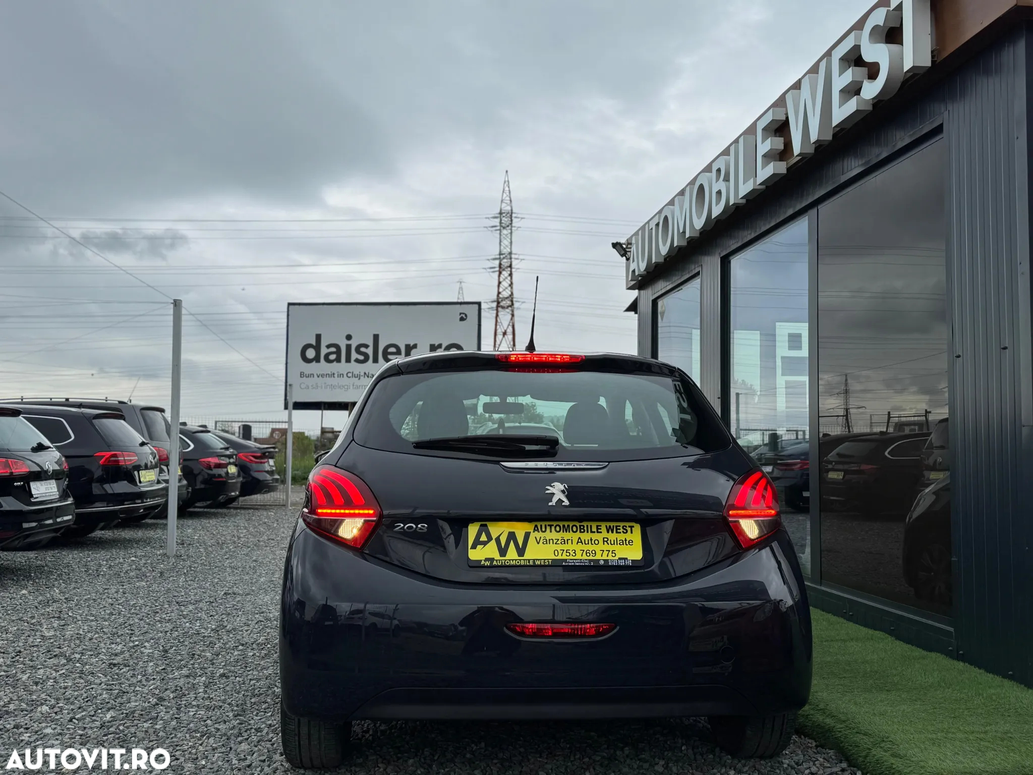 Peugeot 208 1.2 L PureTech Allure - 18