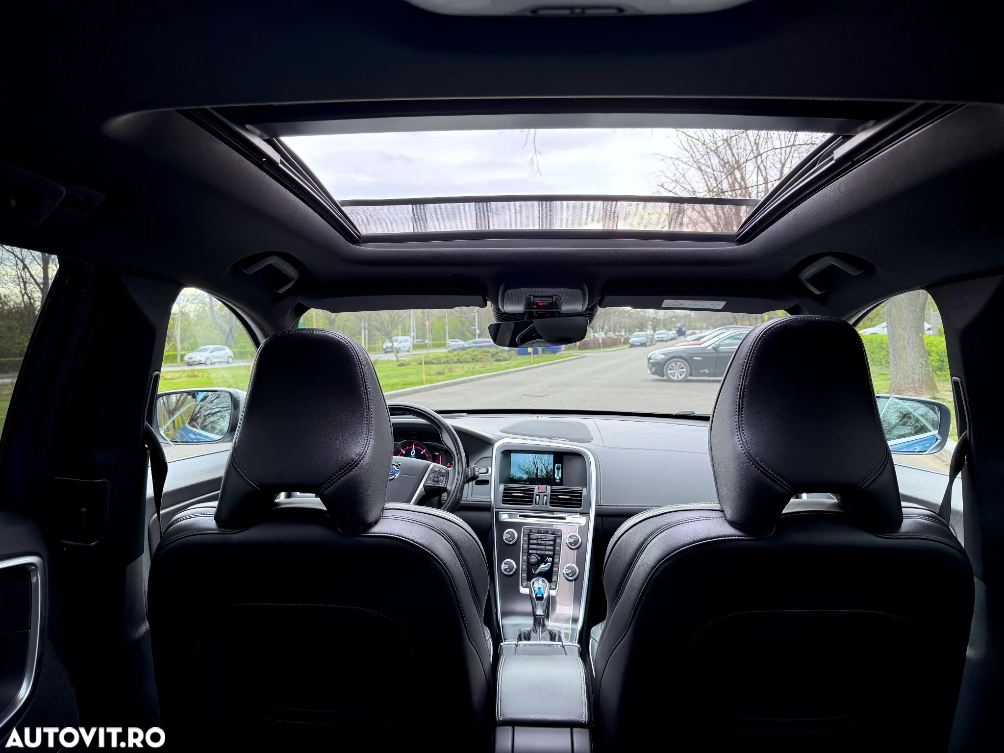 Volvo XC 60 D5 AWD Geartronic Kinetic - 17