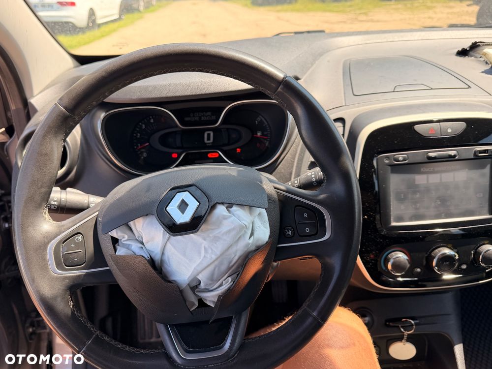 Renault Captur BLUE dCi 115 BUSINESS EDITION - 22