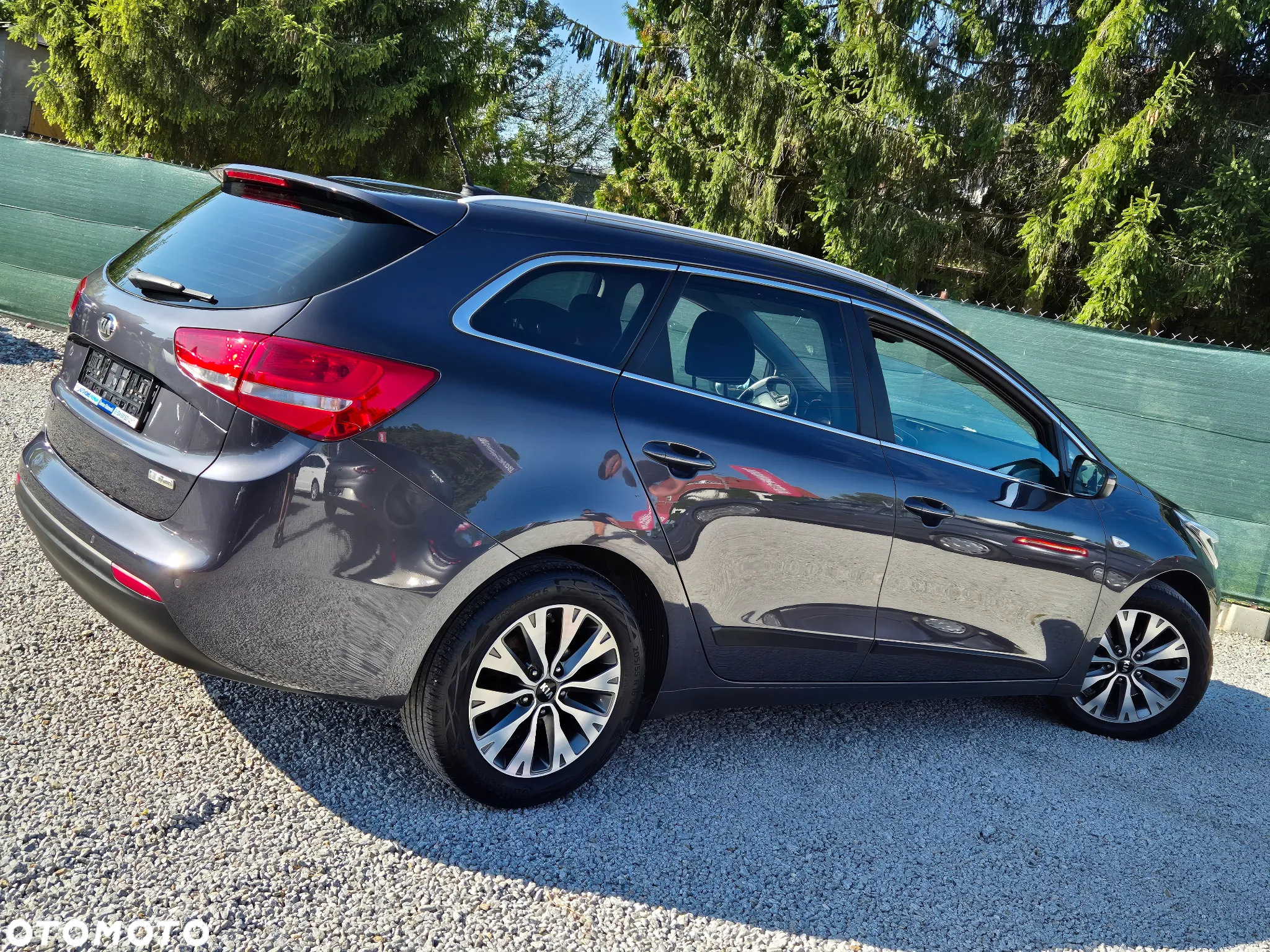 Kia Ceed 1.6 CRDi 136 ISG Platinum Edition - 28