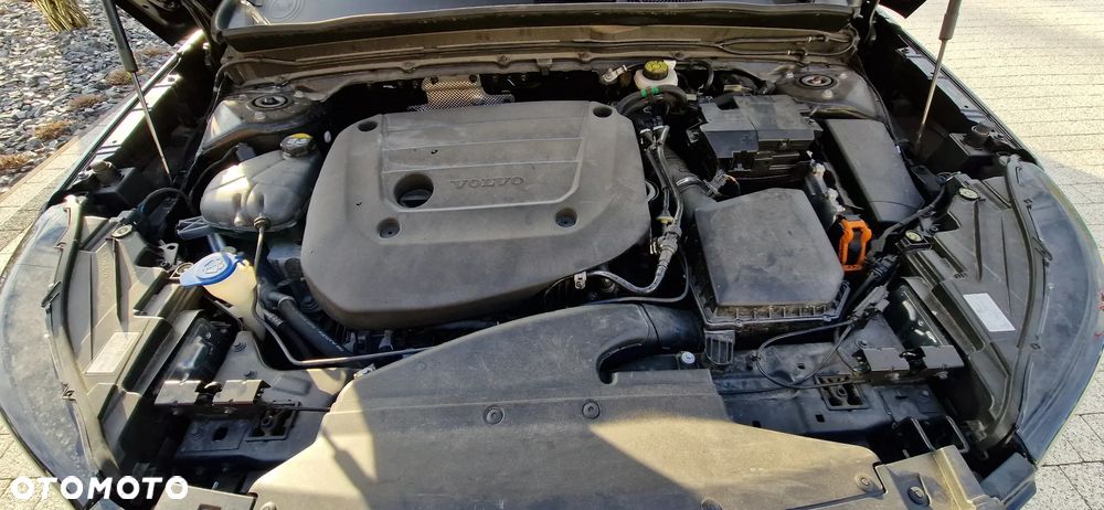 Volvo XC 40 B5 B AWD Ultimate Dark - 17