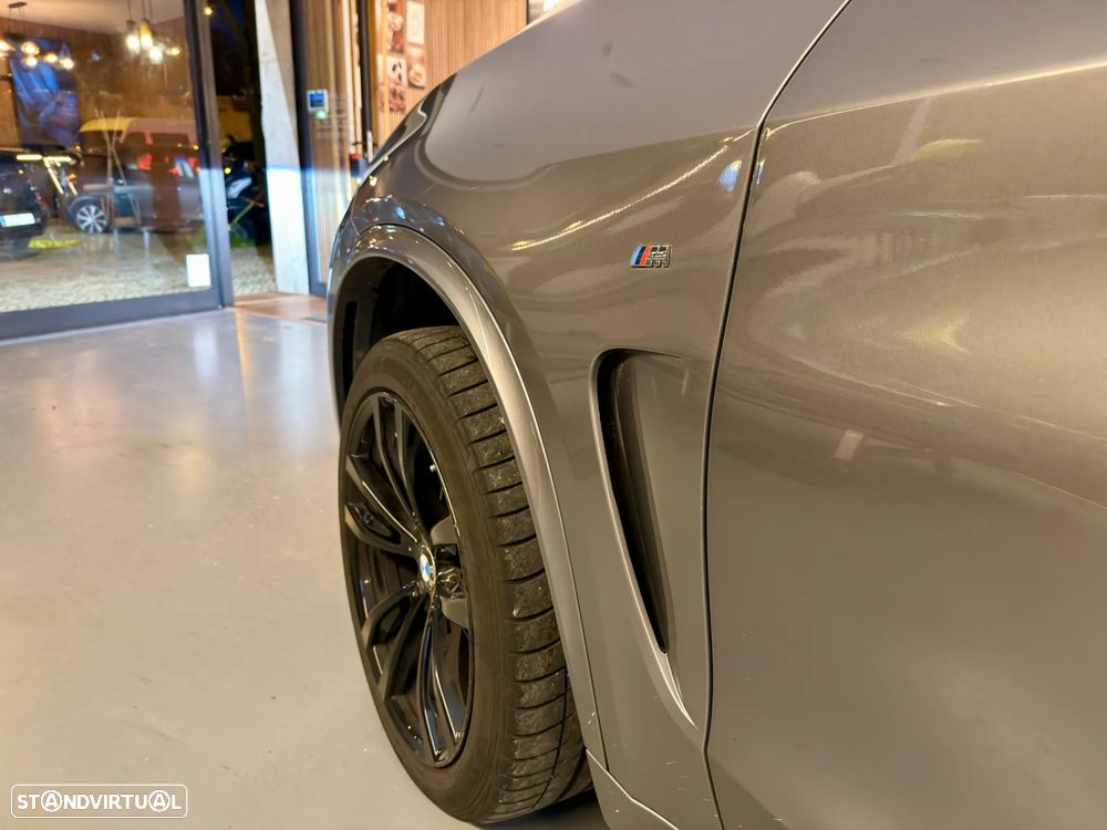 BMW X5 25 d sDrive Pack M - 48