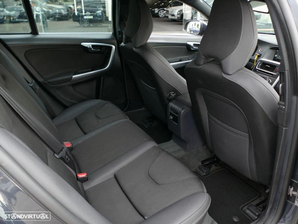 Volvo V60 D3 - 30