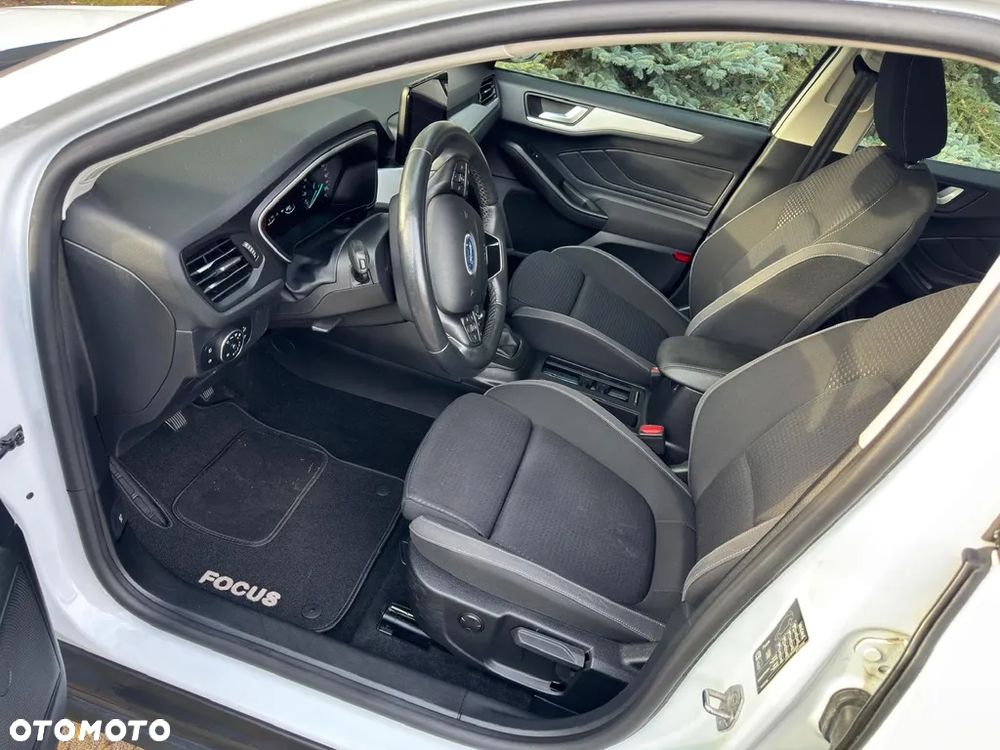 Ford Focus - 6