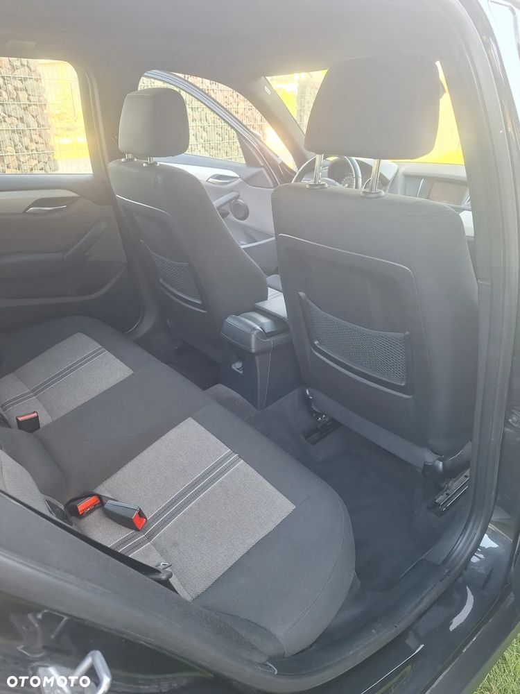 BMW X1 sDrive20i Sport Line - 19