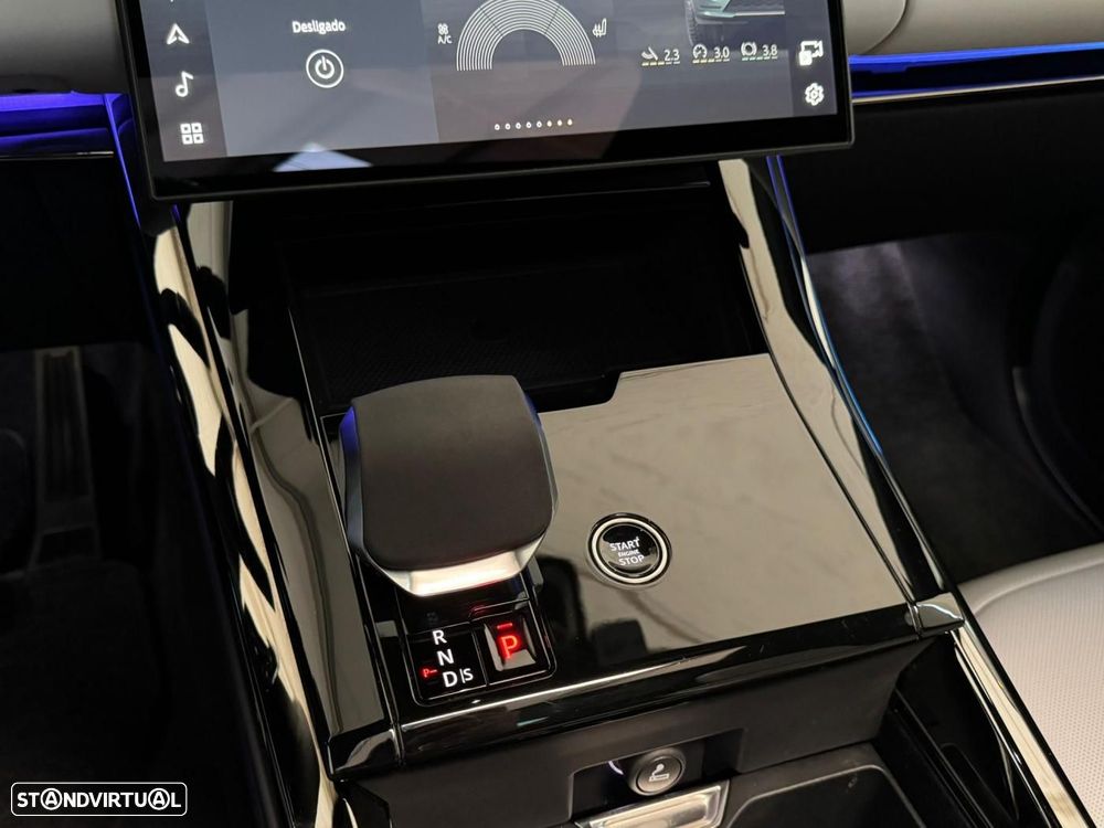 Land Rover Range Rover Sport 4.4 P530 Autobiography - 36