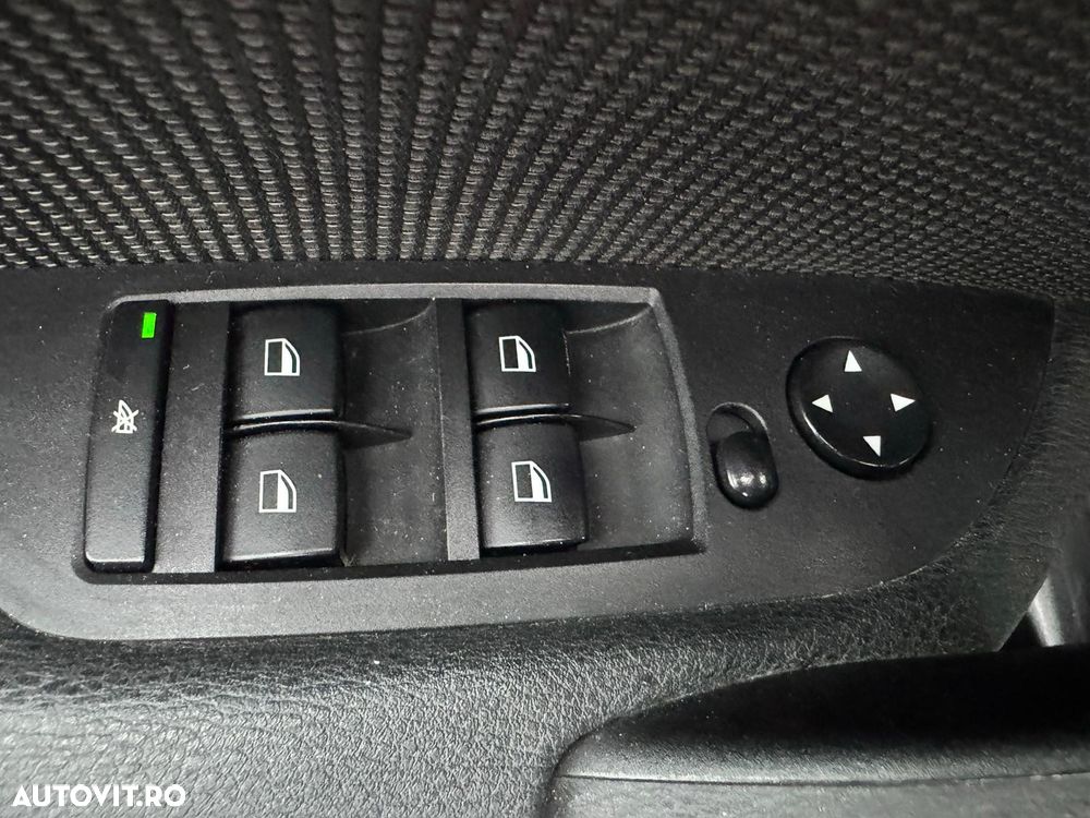 BMW X1 xDrive20d Aut. Sport Line - 28