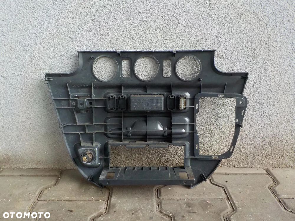 VW SPRINTER CDI 00- KRATKA RAMKA KONSOLA DESKA ROZDZIELCZA - 3