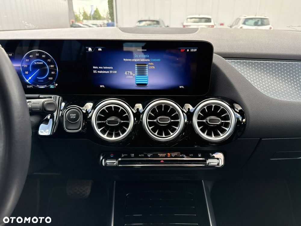 Mercedes-Benz EQA 250+ 70.5kWh Progressive - 24