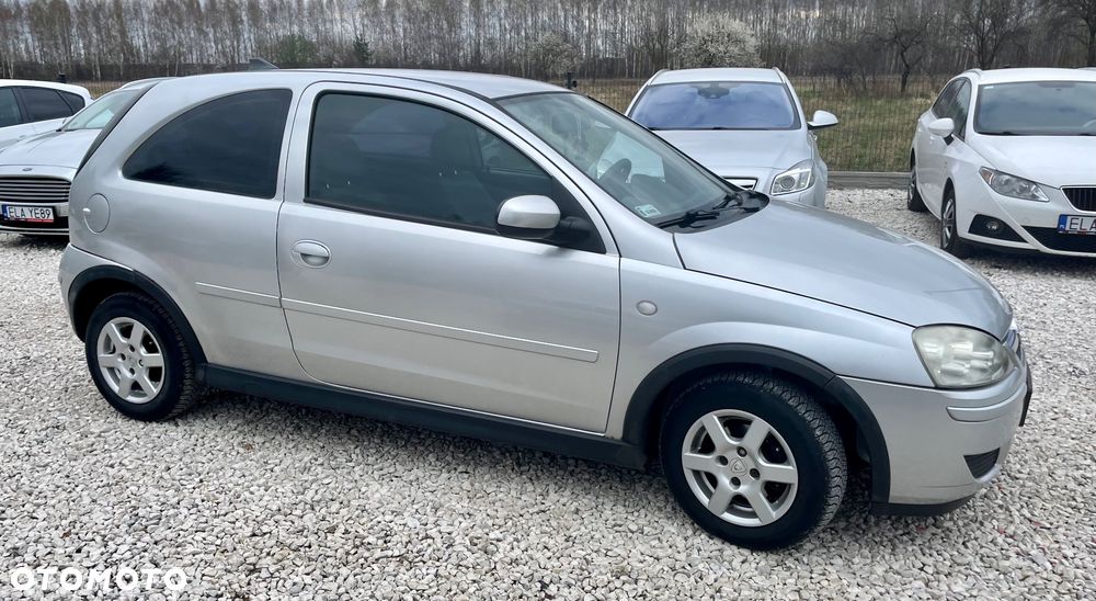 Opel Corsa - 22