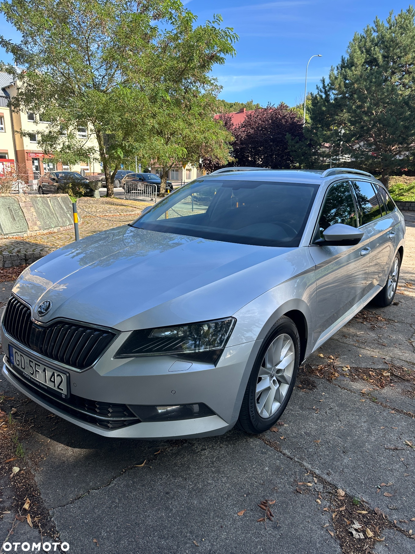 Skoda Superb 2.0 TDI Ambition DSG - 2